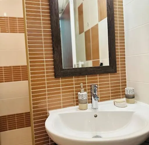 Student Town 1bdr Appartement *