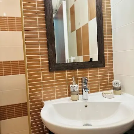 Student Town 1bdr Apartman *